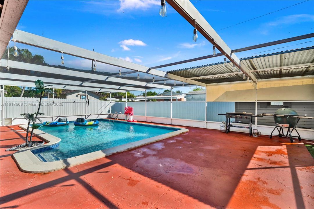 待售: $679,000 (3 贝兹, 2 浴室, 1174 平方英尺)