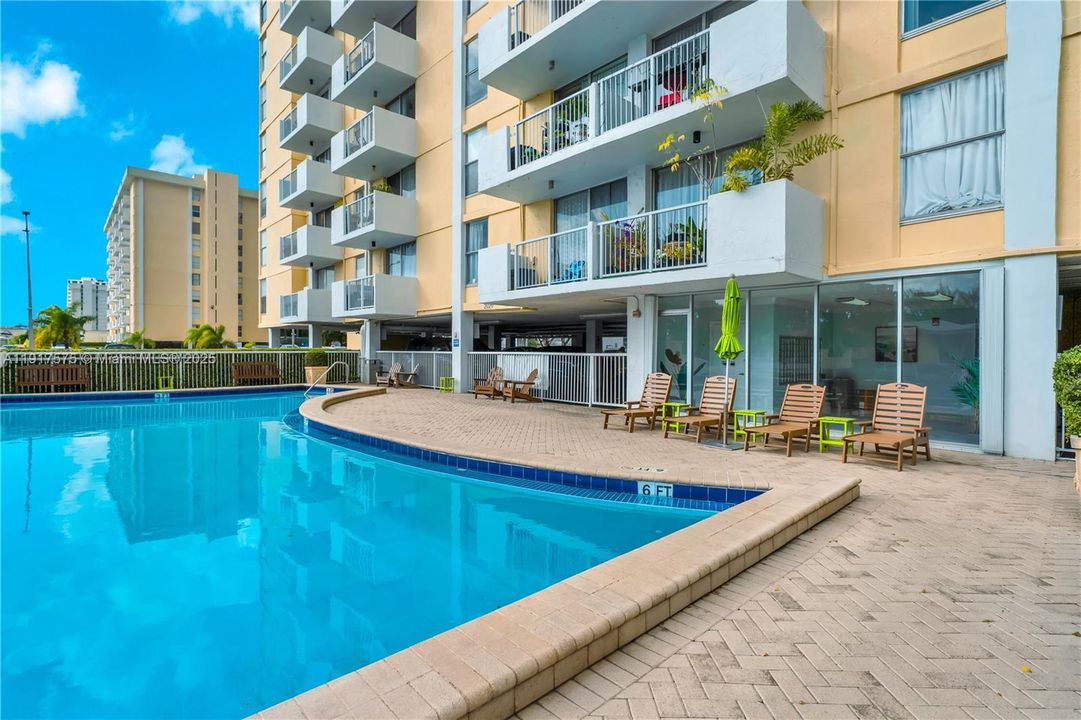 En Venta: $230,000 (1 camas, 1 baños, 806 Pies cuadrados)