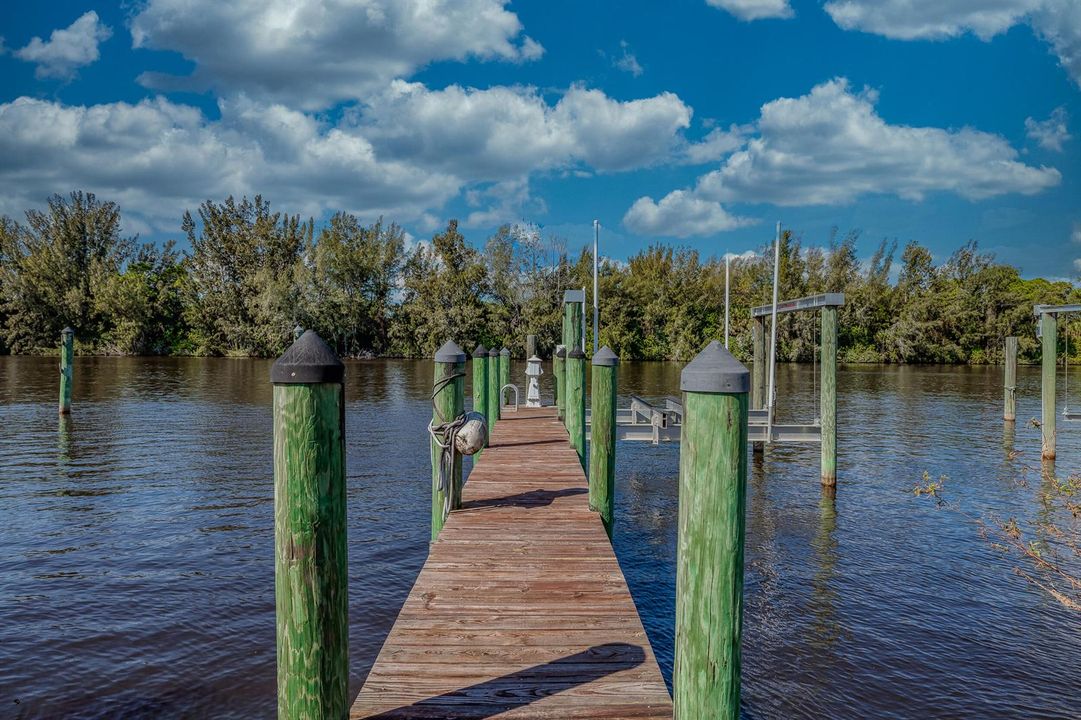 Dock