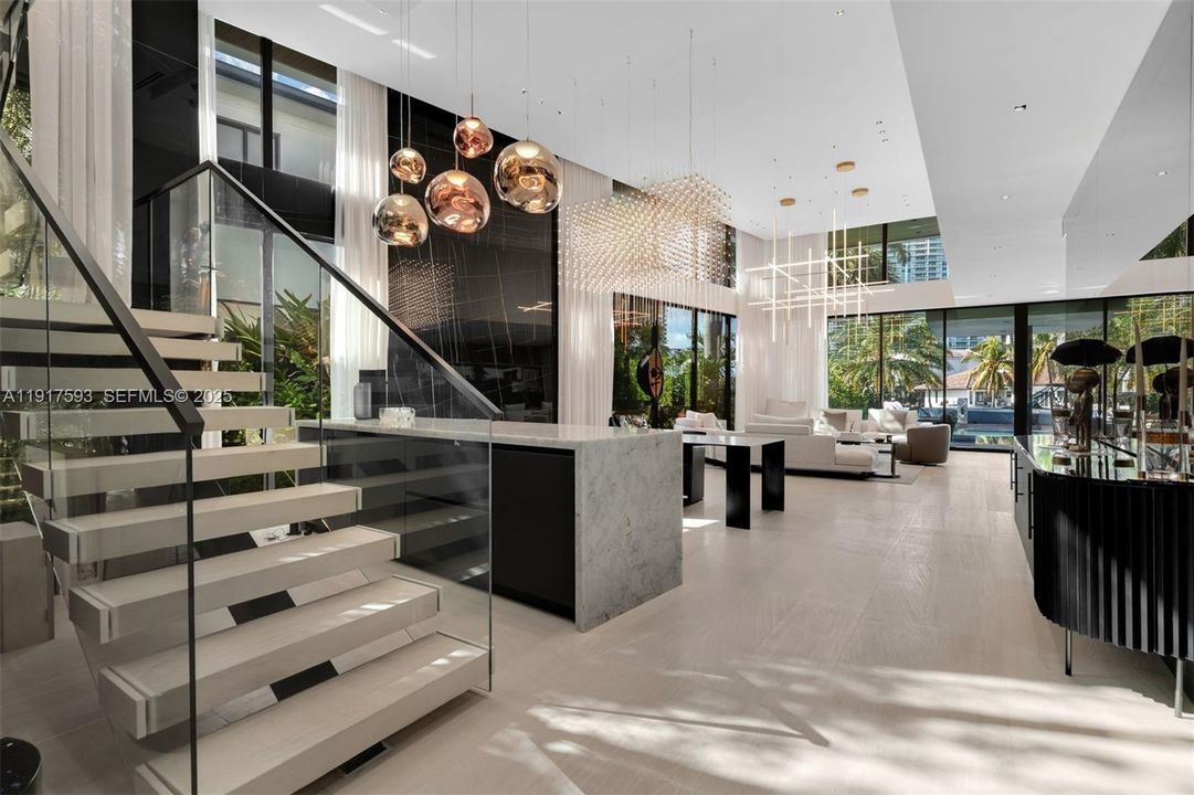 For Sale: $16,900,000 (6 beds, 6 baths, 5660 Square Feet)