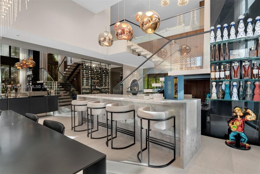 For Sale: $16,900,000 (6 beds, 6 baths, 5660 Square Feet)