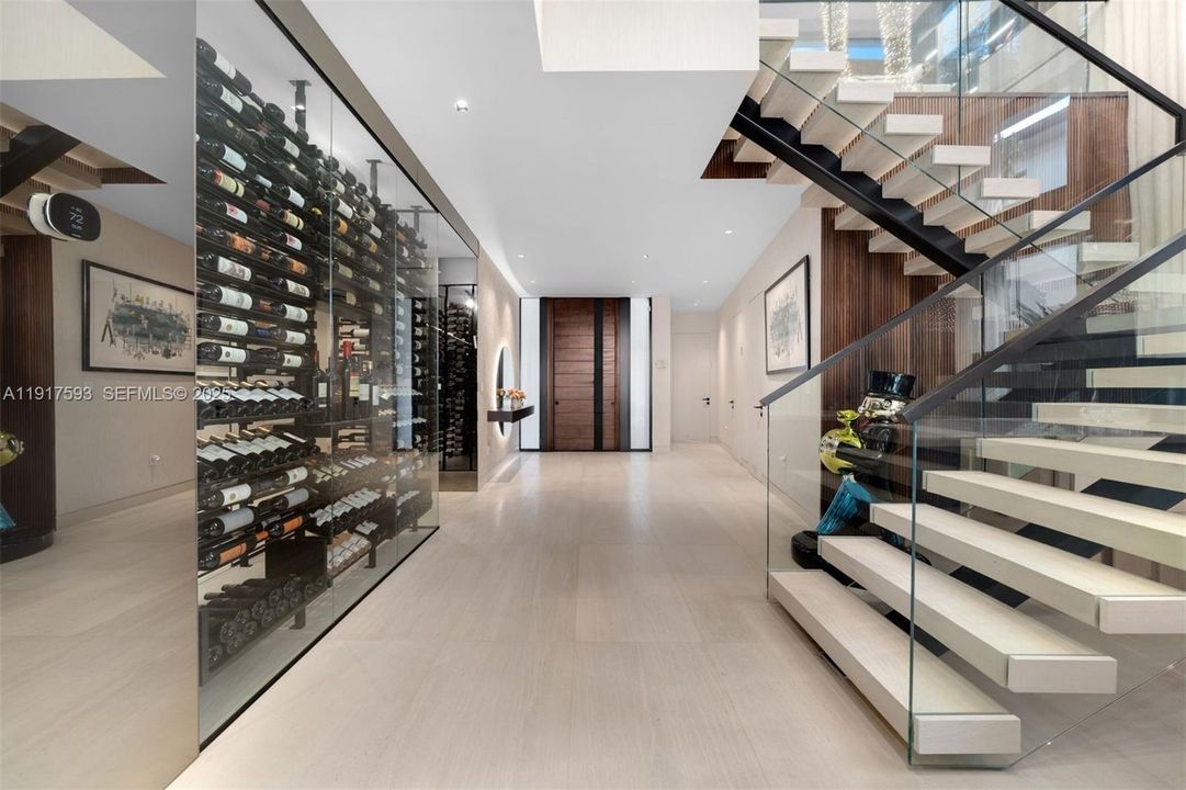 For Sale: $16,900,000 (6 beds, 6 baths, 5660 Square Feet)