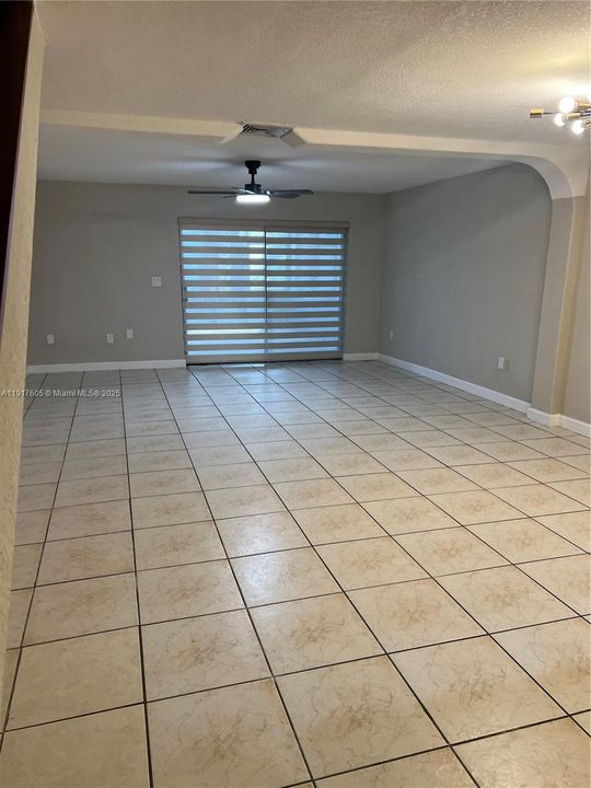 For Sale: $469,000 (2 beds, 2 baths, 1612 Square Feet)