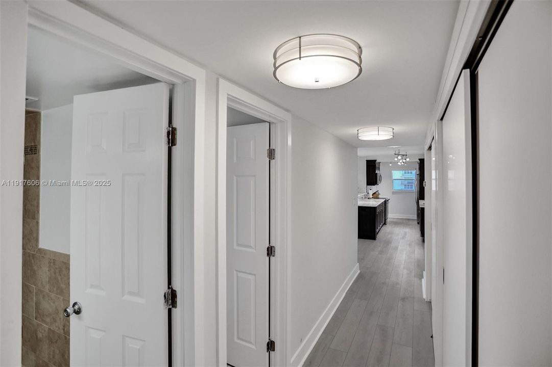 待售: $820,000 (2 贝兹, 2 浴室, 1350 平方英尺)