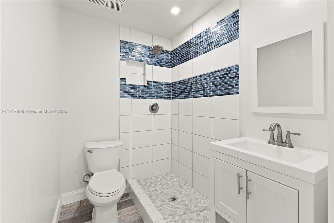 待售: $499,000 (3 贝兹, 2 浴室, 1000 平方英尺)