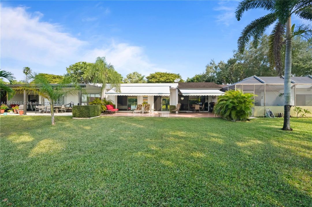 Active With Contract: $610,000 (3 beds, 2 baths, 2069 Square Feet)