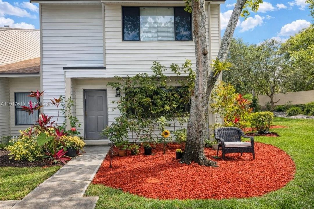 En Venta: $340,000 (3 camas, 2 baños, 1350 Pies cuadrados)