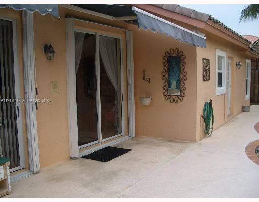 В аренду: $5,500 (4 спален, 2 ванн, 2011 Квадратных фут)