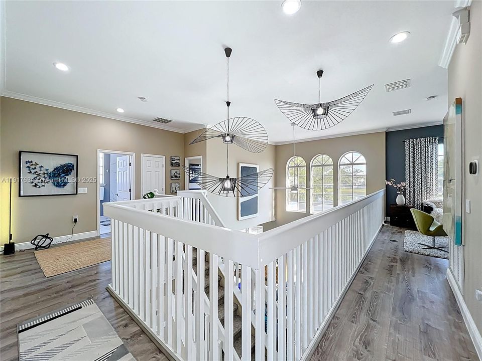 В аренду: $4,200 (5 спален, 3 ванн, 2804 Квадратных фут)