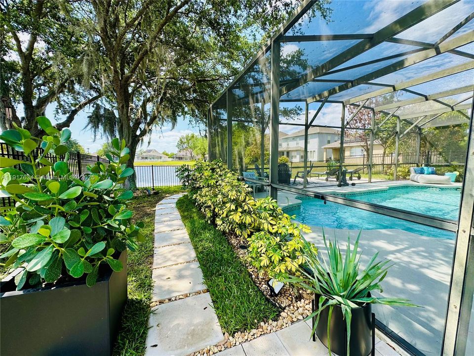 В аренду: $4,200 (5 спален, 3 ванн, 2804 Квадратных фут)