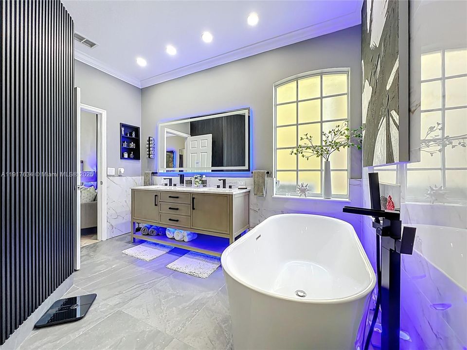 В аренду: $4,200 (5 спален, 3 ванн, 2804 Квадратных фут)