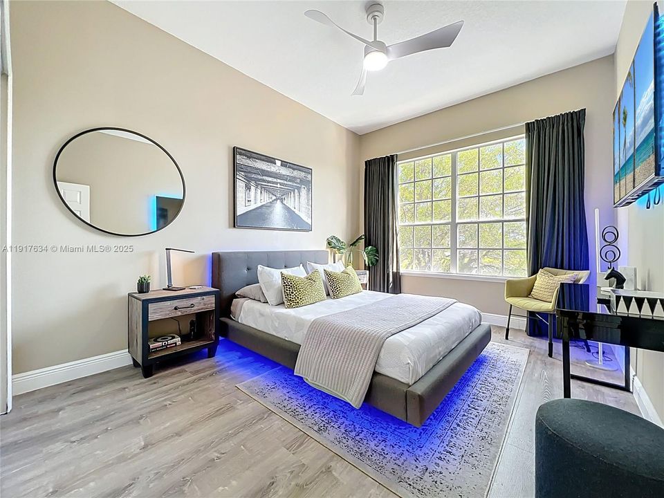 В аренду: $4,200 (5 спален, 3 ванн, 2804 Квадратных фут)