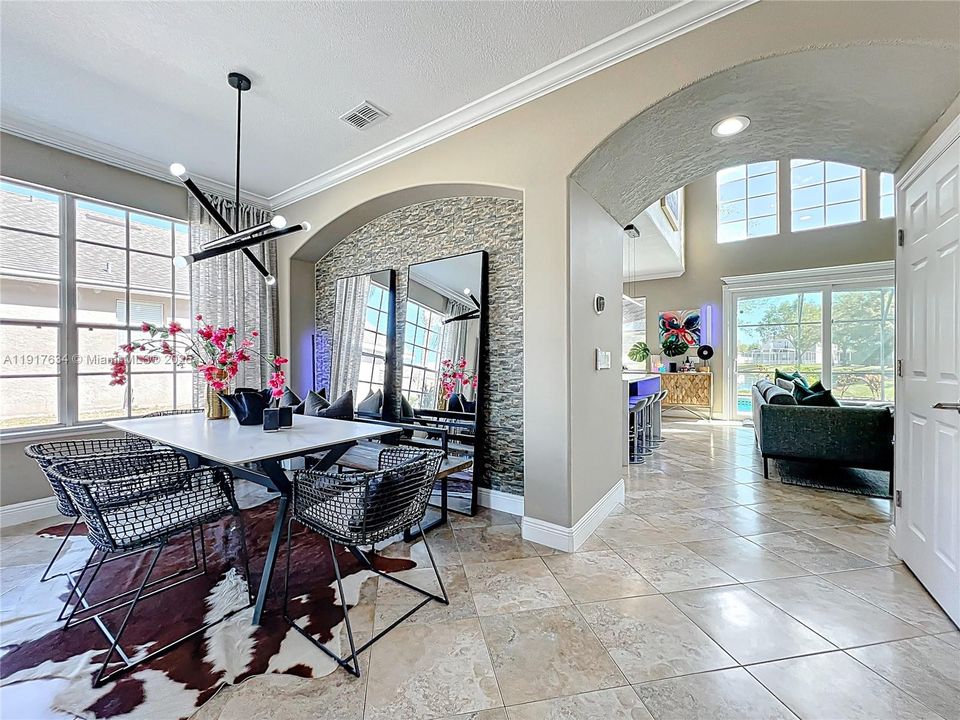 В аренду: $4,200 (5 спален, 3 ванн, 2804 Квадратных фут)