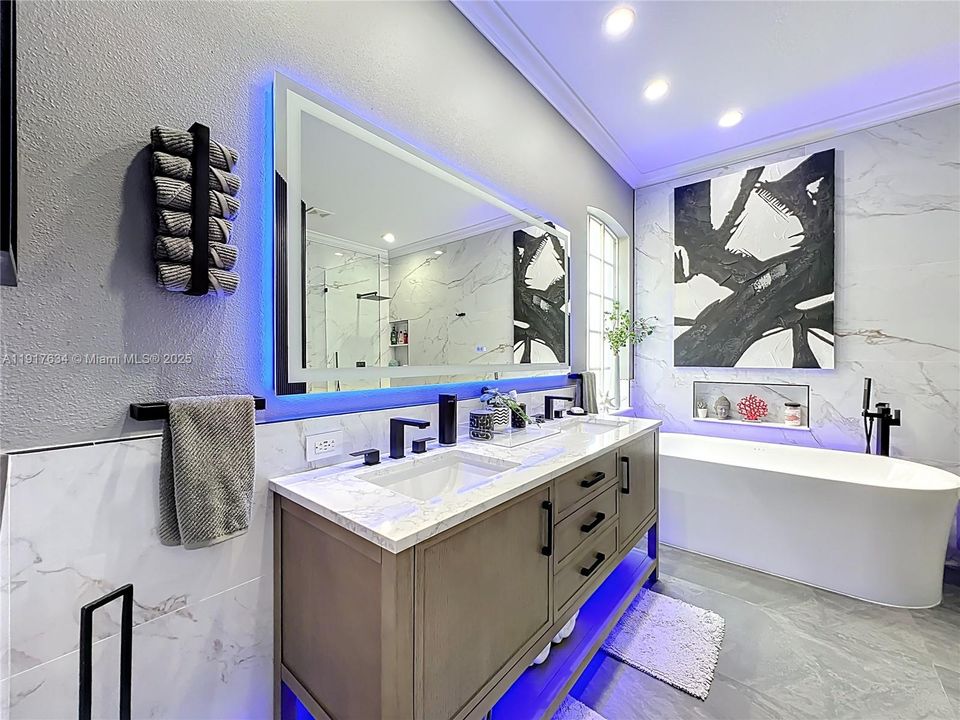 В аренду: $4,200 (5 спален, 3 ванн, 2804 Квадратных фут)