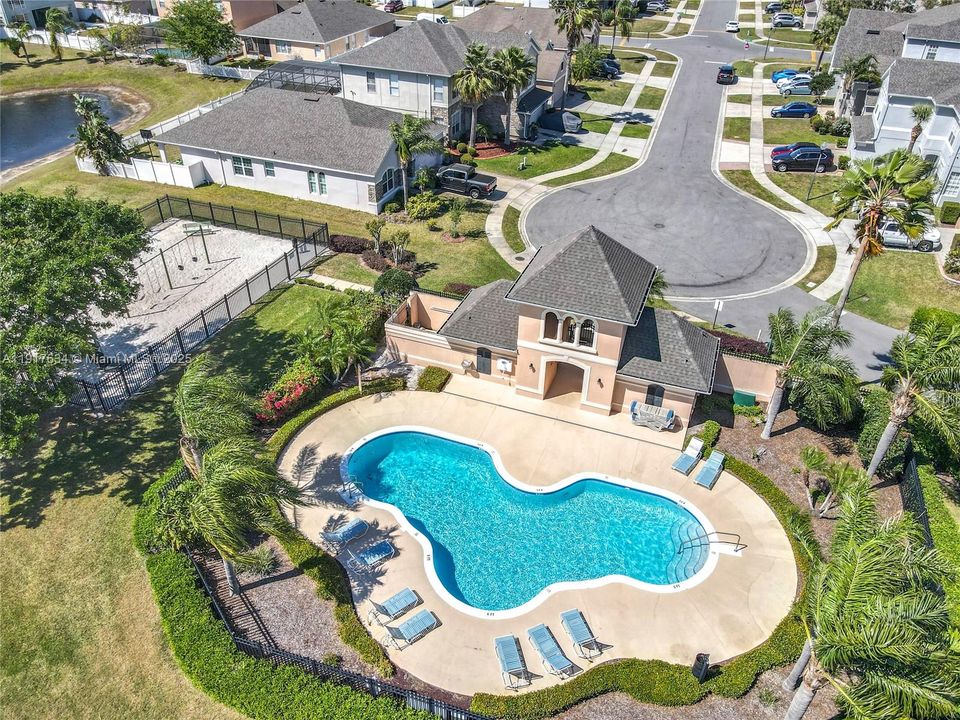 В аренду: $4,200 (5 спален, 3 ванн, 2804 Квадратных фут)