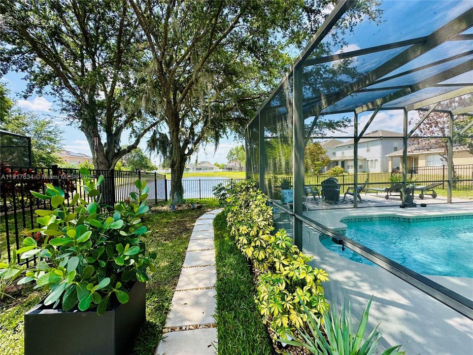 В аренду: $4,200 (5 спален, 3 ванн, 2804 Квадратных фут)