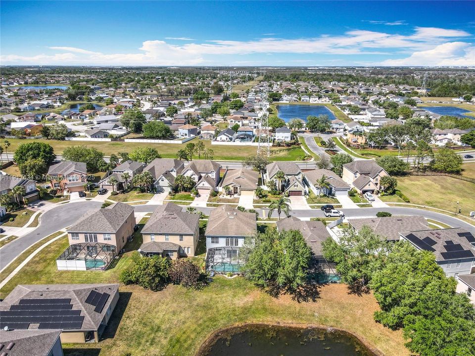 В аренду: $4,200 (5 спален, 3 ванн, 2804 Квадратных фут)