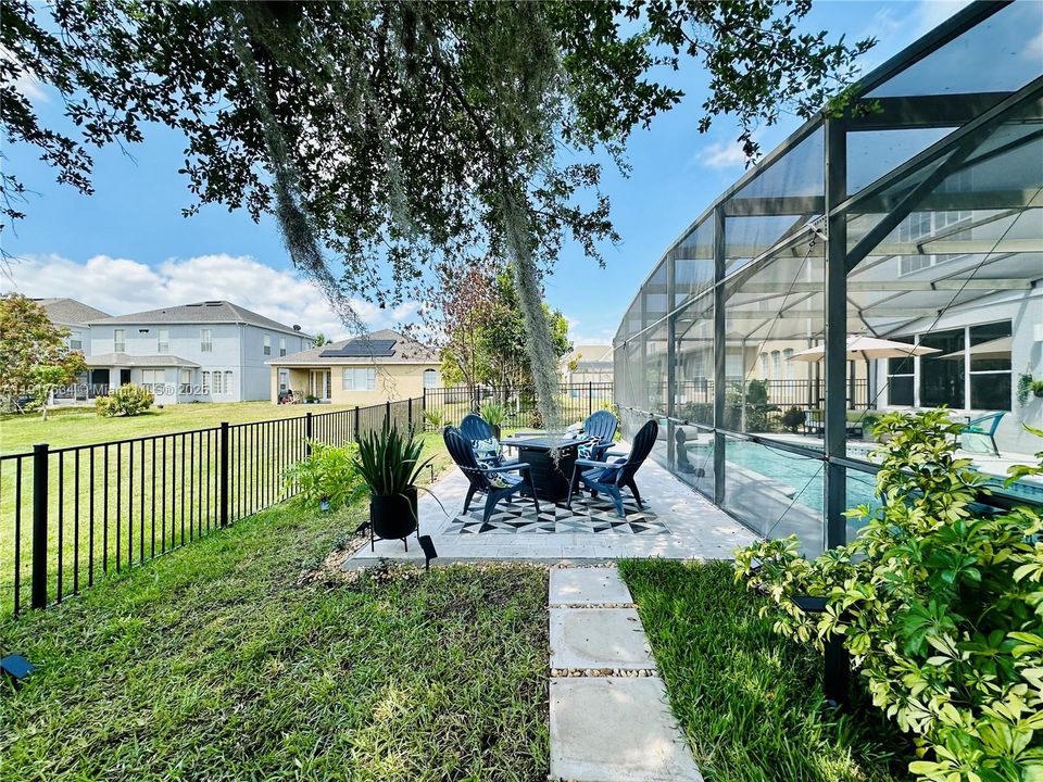 В аренду: $4,200 (5 спален, 3 ванн, 2804 Квадратных фут)