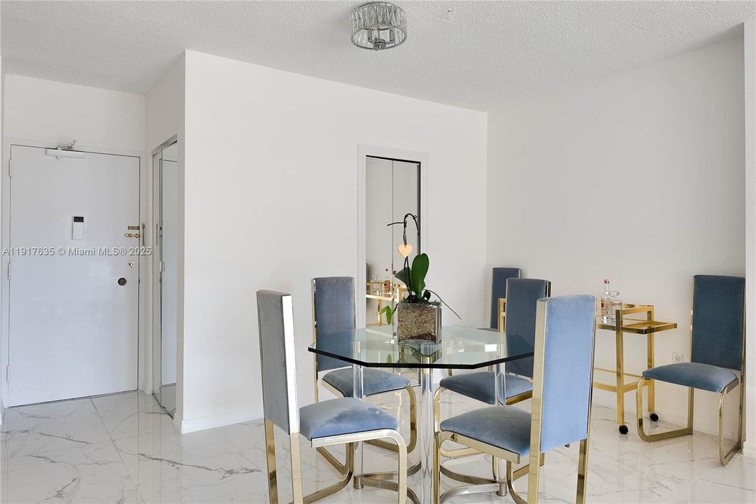 En Renta: $2,300 (1 camas, 1 baños, 798 Pies cuadrados)