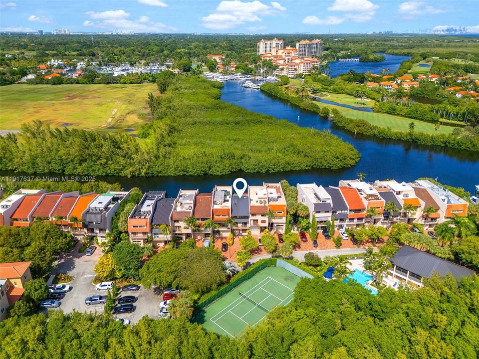 待售: $1,650,000 (2 贝兹, 2 浴室, 2651 平方英尺)