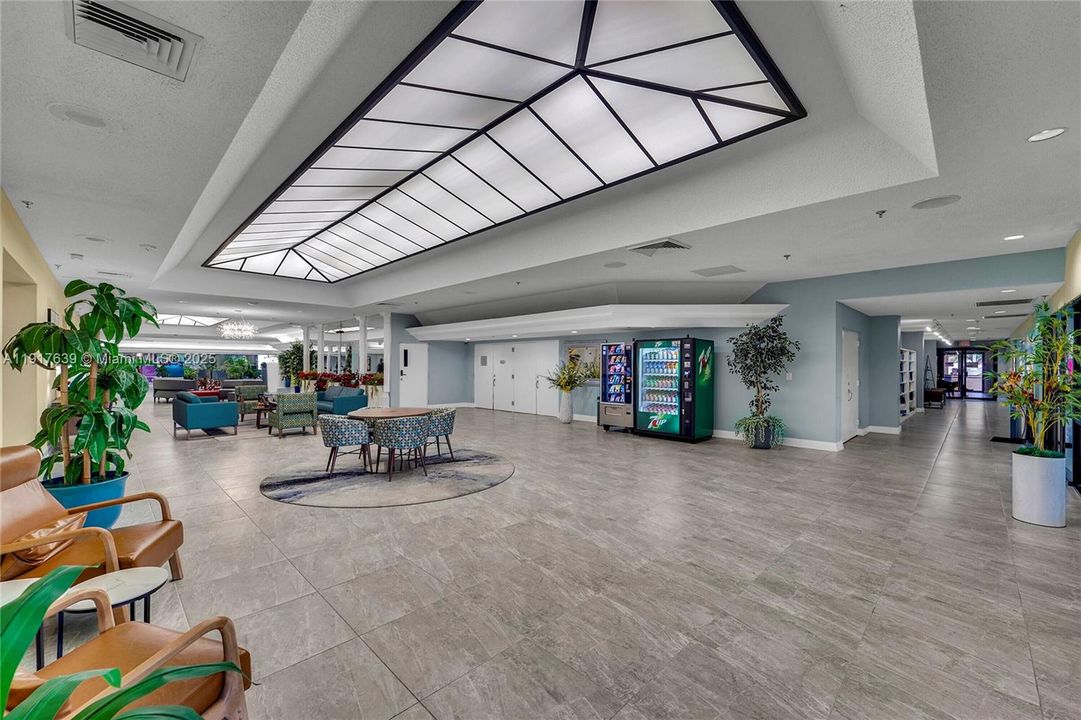 For Sale: $160,000 (2 beds, 2 baths, 1255 Square Feet)