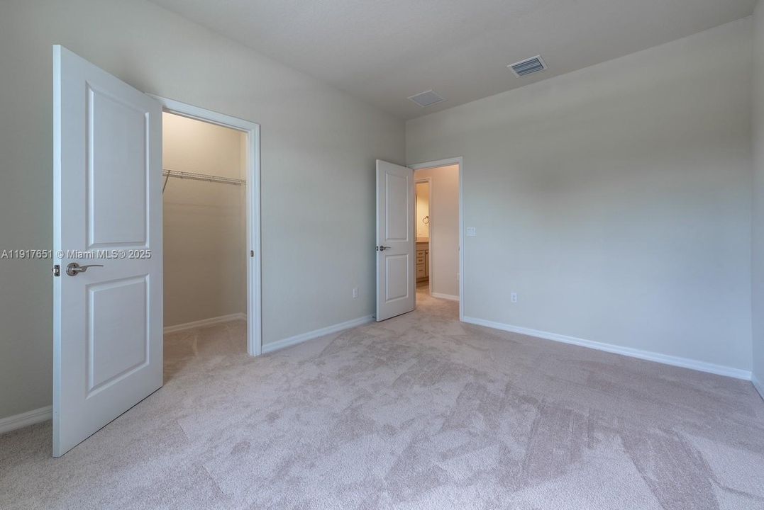 待售: $639,900 (3 贝兹, 2 浴室, 1905 平方英尺)