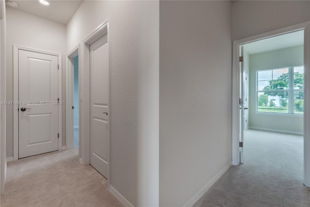 待售: $639,900 (3 贝兹, 2 浴室, 1905 平方英尺)