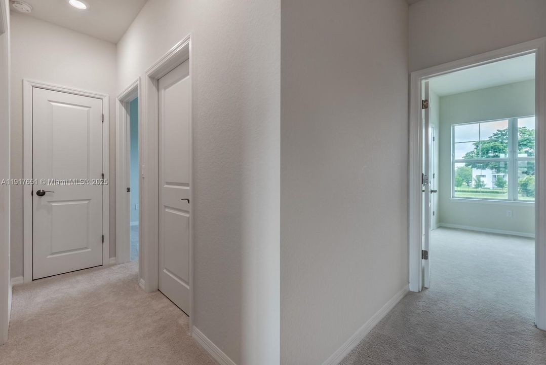 待售: $639,900 (3 贝兹, 2 浴室, 1905 平方英尺)