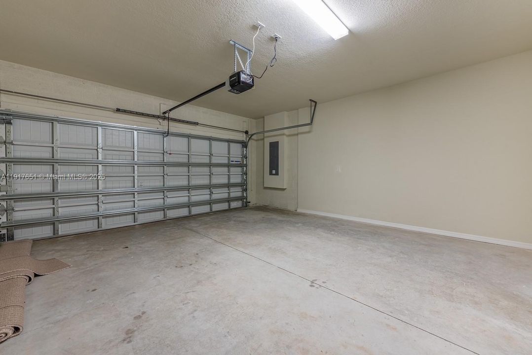 待售: $639,900 (3 贝兹, 2 浴室, 1905 平方英尺)