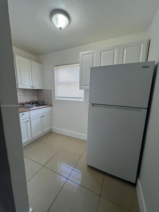 合同活跃: $1,475 (1 贝兹, 1 浴室, 11052 平方英尺)