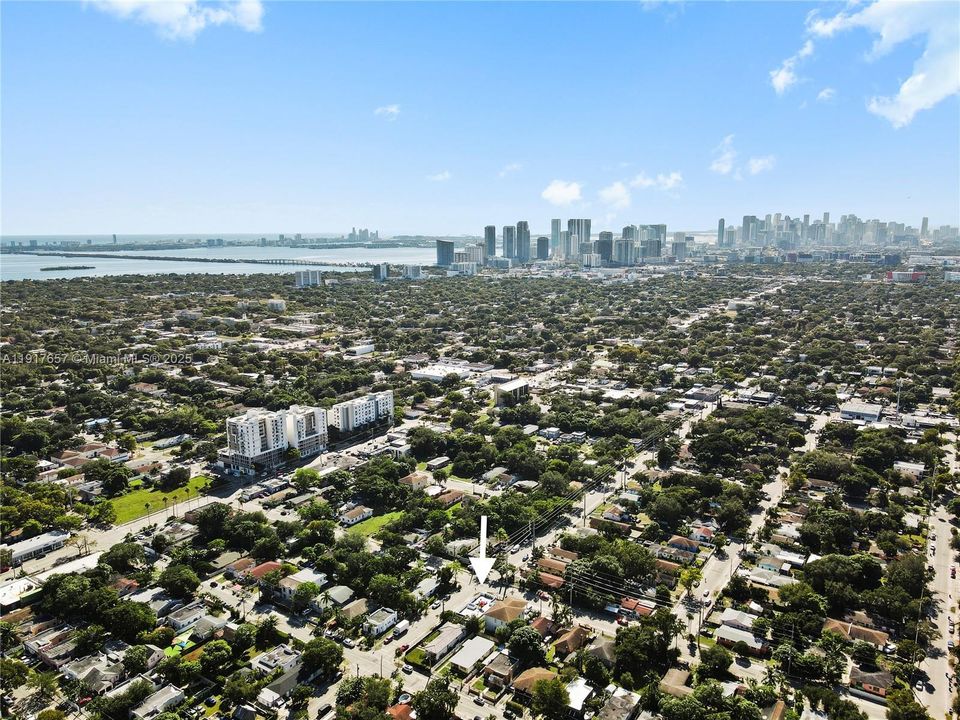 For Sale: $1,098,000 (0 beds, 0 baths, 2000 Square Feet)