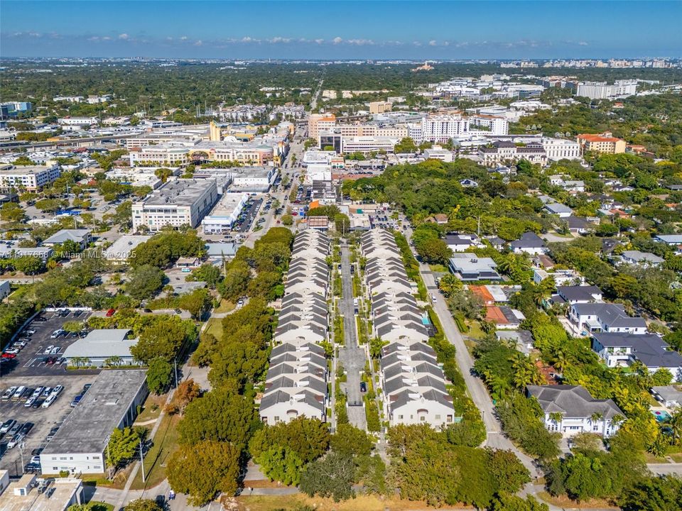 For Sale: $2,650,000 (3 beds, 4 baths, 3104 Square Feet)