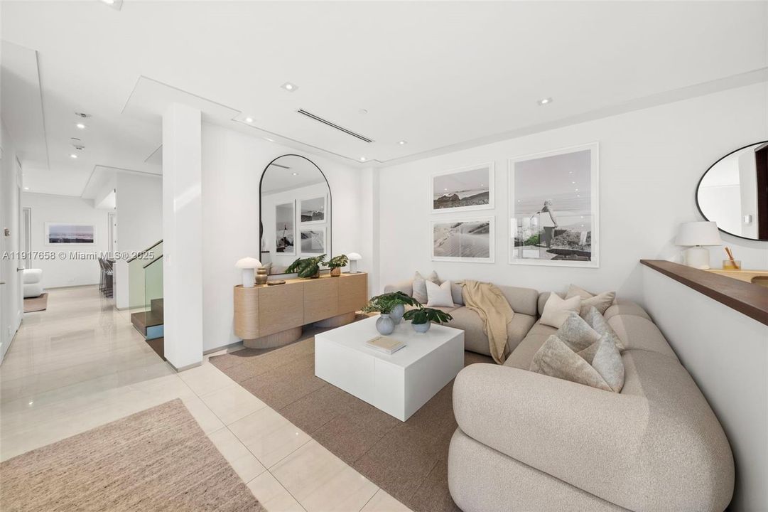 For Sale: $2,650,000 (3 beds, 4 baths, 3104 Square Feet)