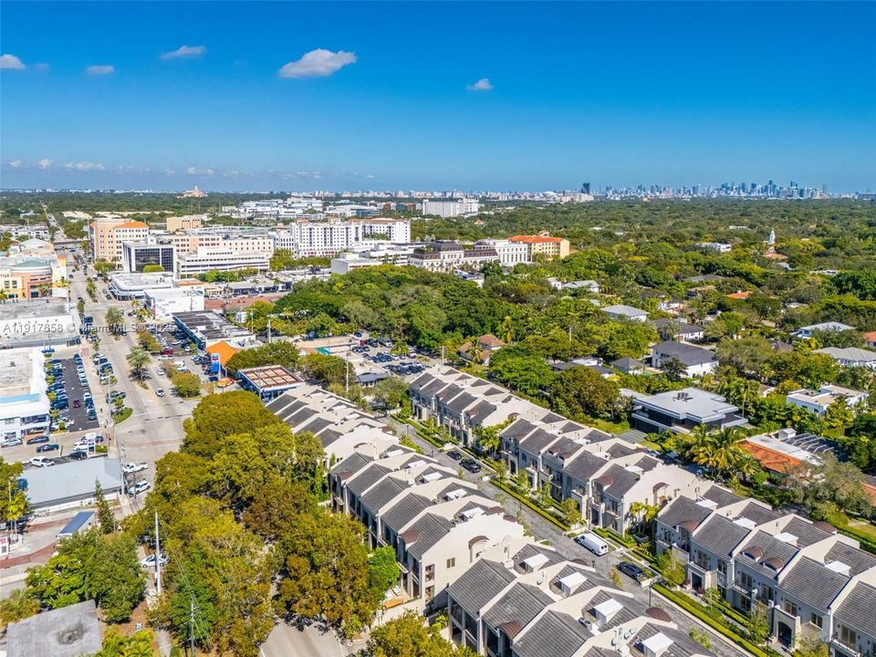 For Sale: $2,650,000 (3 beds, 4 baths, 3104 Square Feet)