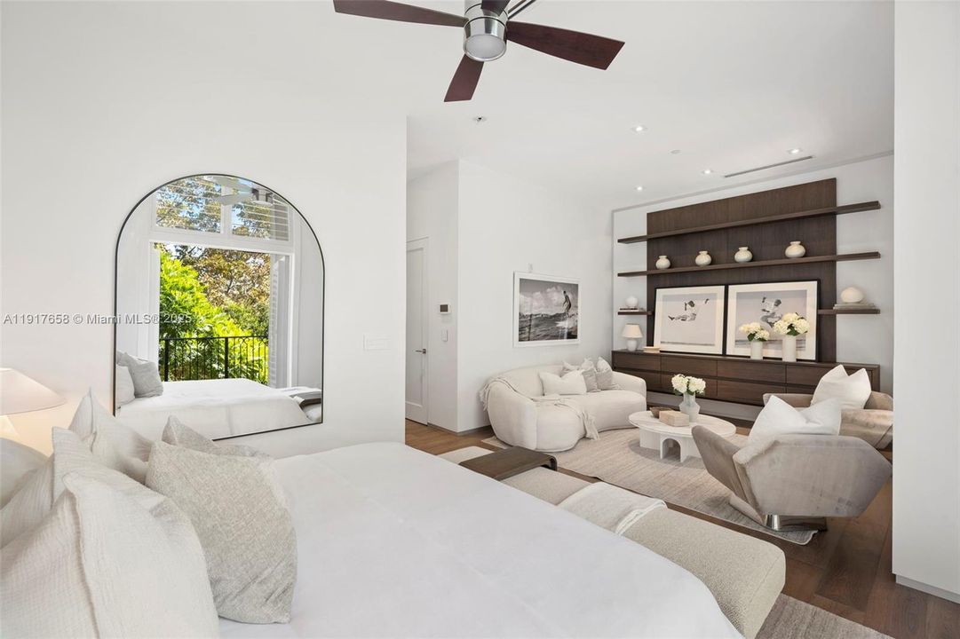 For Sale: $2,650,000 (3 beds, 4 baths, 3104 Square Feet)