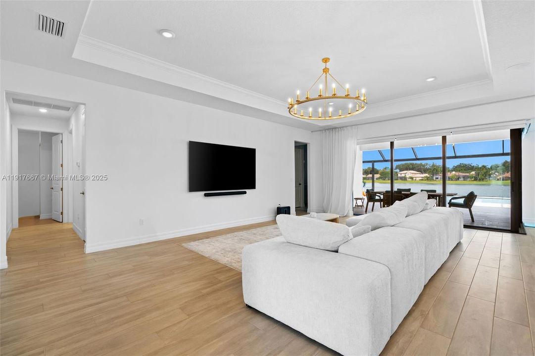 For Sale: $1,800,000 (3 beds, 4 baths, 2568 Square Feet)