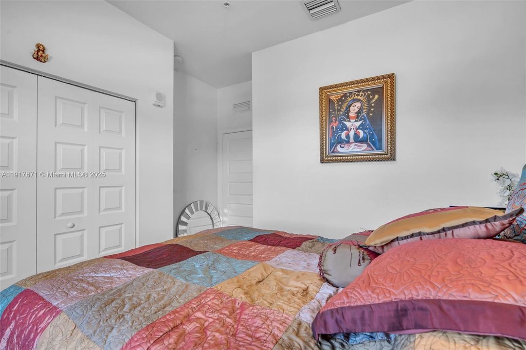 En Venta: $485,000 (3 camas, 2 baños, 1135 Pies cuadrados)