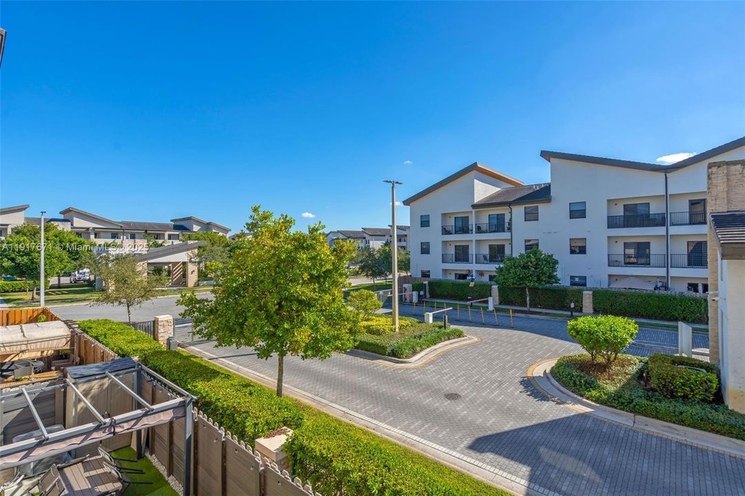 En Venta: $485,000 (3 camas, 2 baños, 1135 Pies cuadrados)