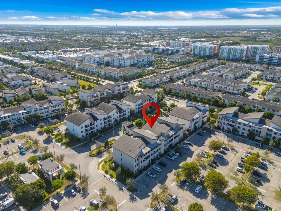 En Venta: $485,000 (3 camas, 2 baños, 1135 Pies cuadrados)