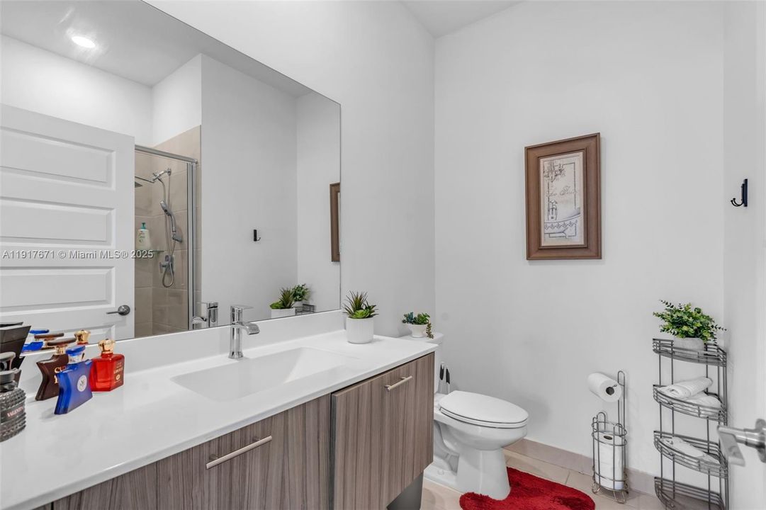 En Venta: $485,000 (3 camas, 2 baños, 1135 Pies cuadrados)