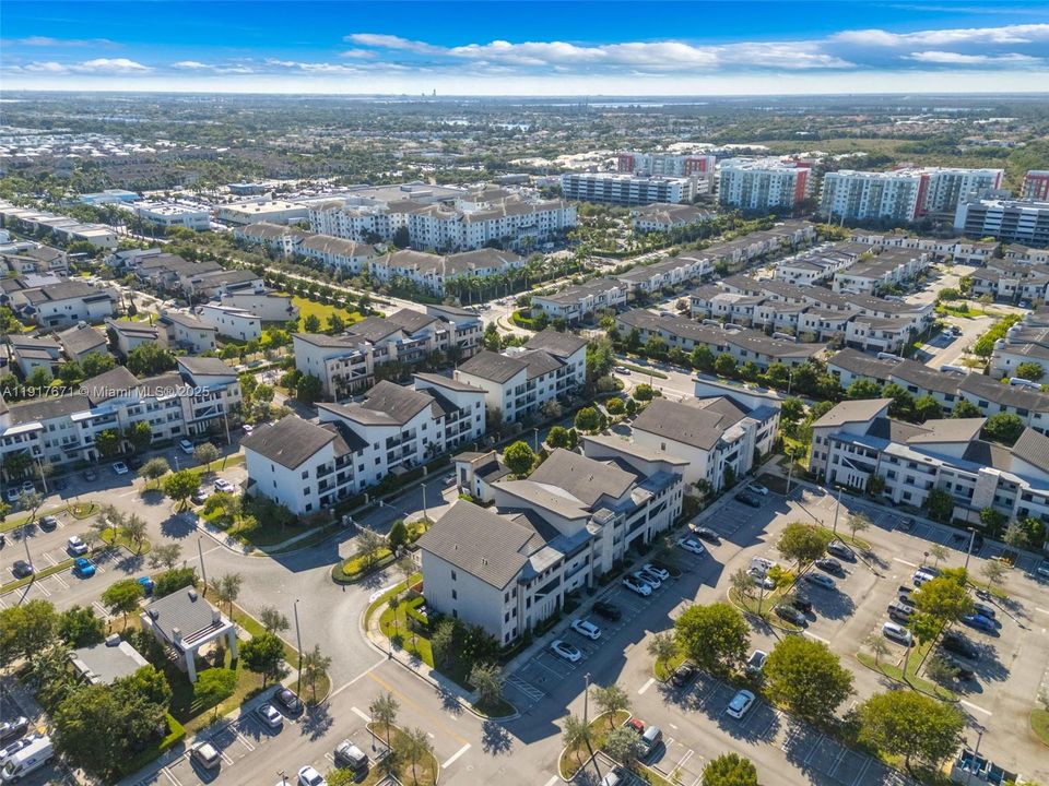 En Venta: $485,000 (3 camas, 2 baños, 1135 Pies cuadrados)