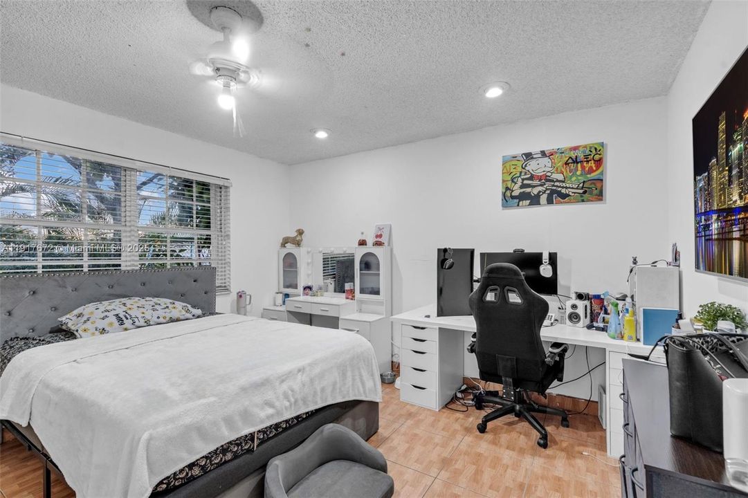 Active With Contract: $1,020,000 (0 beds, 0 baths, 2532 Square Feet)