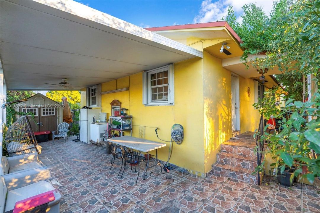 Active With Contract: $1,020,000 (0 beds, 0 baths, 2532 Square Feet)