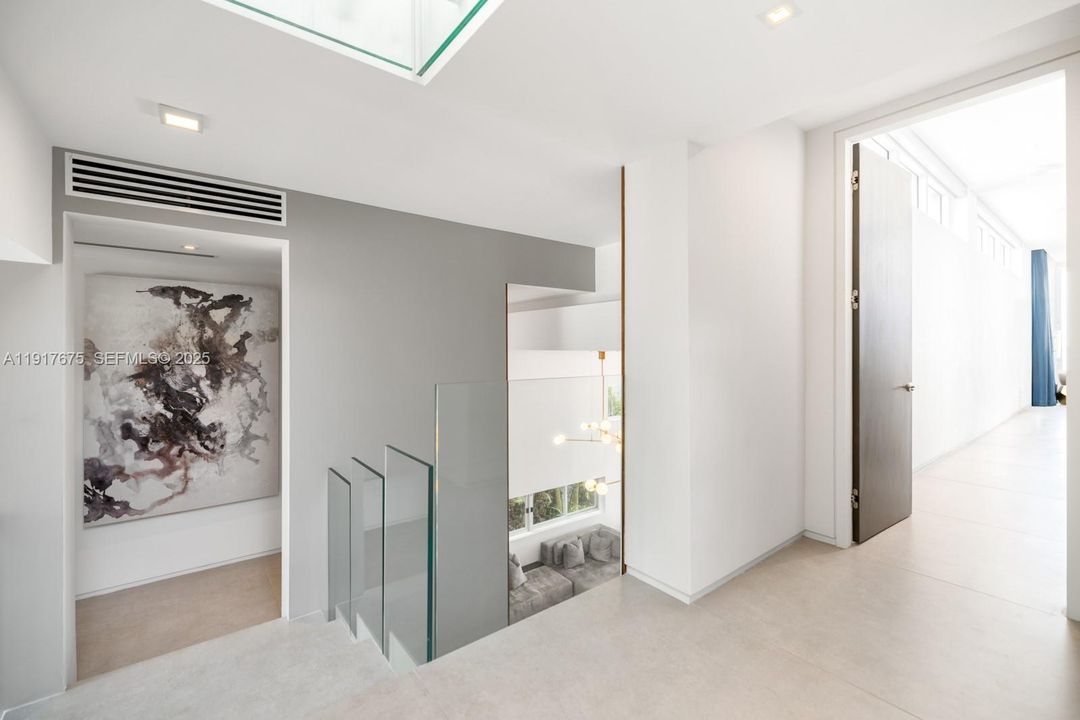 В аренду: $75,000 (5 спален, 5 ванн, 5303 Квадратных фут)