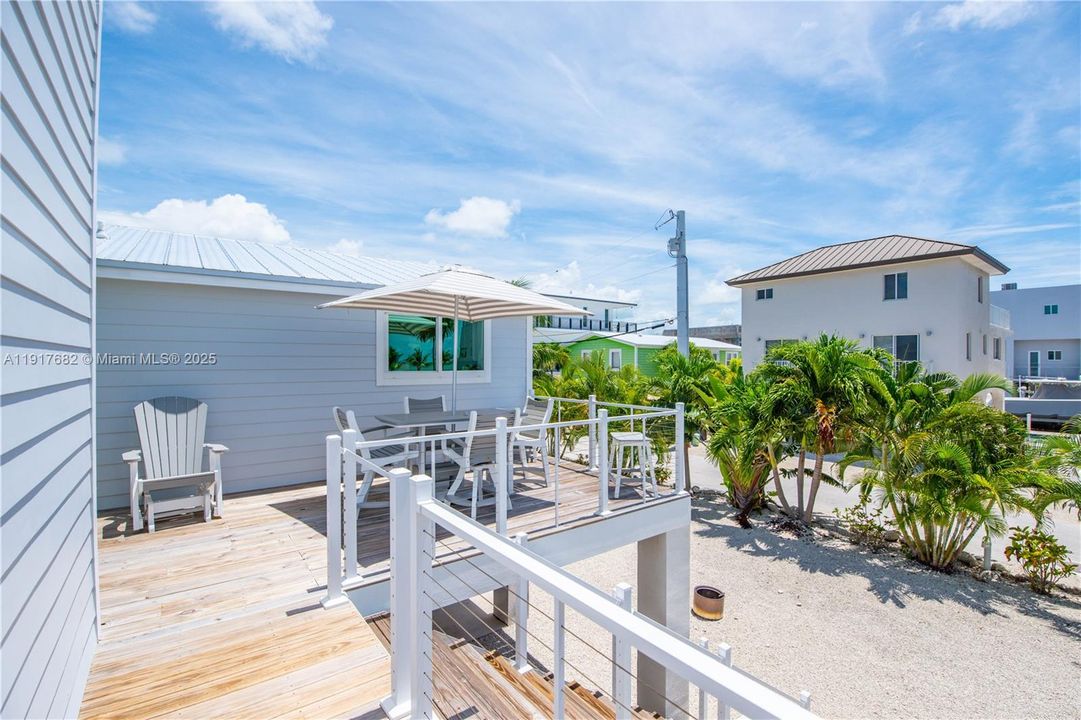 待售: $1,200,000 (4 贝兹, 3 浴室, 2392 平方英尺)