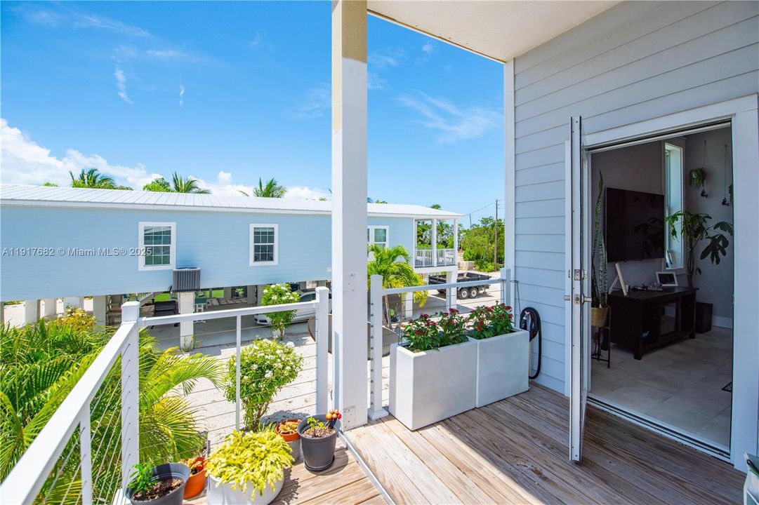 待售: $1,200,000 (4 贝兹, 3 浴室, 2392 平方英尺)