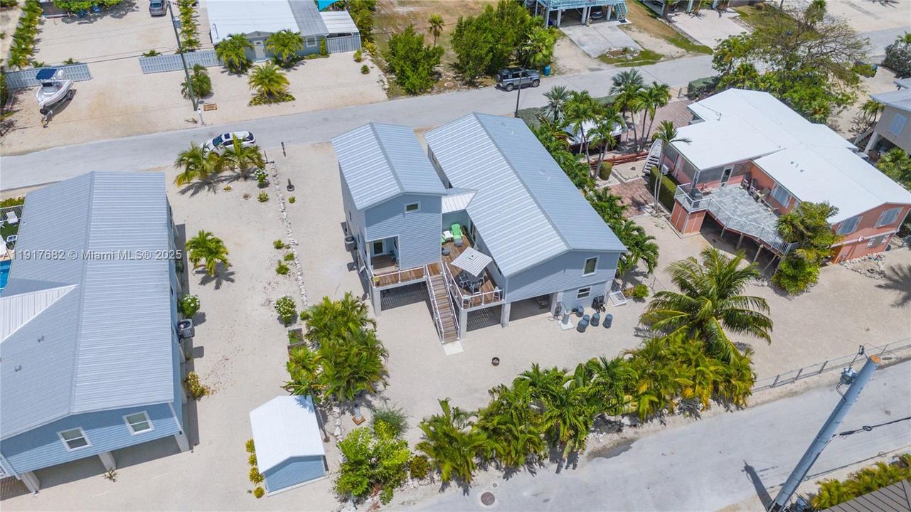 待售: $1,200,000 (4 贝兹, 3 浴室, 2392 平方英尺)