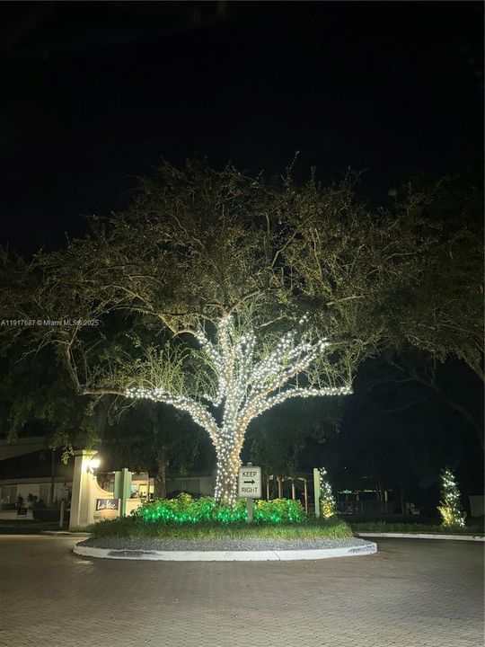 待售: $729,000 (3 贝兹, 2 浴室, 2346 平方英尺)