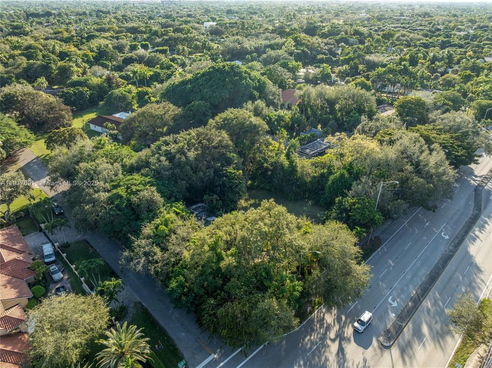 待售: $1,675,000 (1.00 acres)