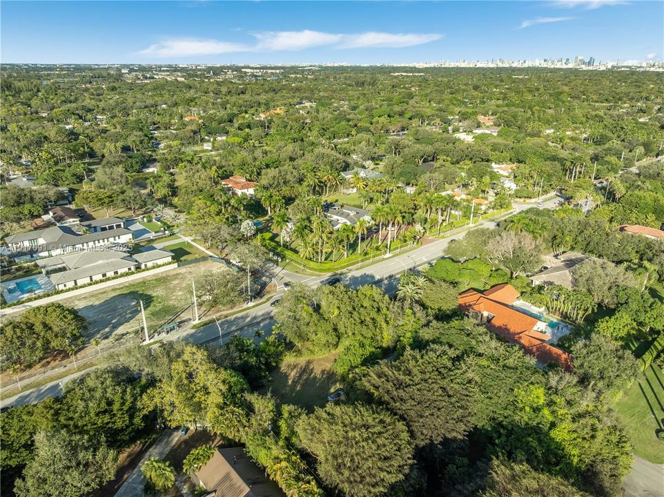 待售: $1,675,000 (1.00 acres)